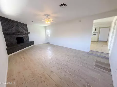 Living - 438 N Ash --, Mesa, AZ 85201 photo 2 of 4