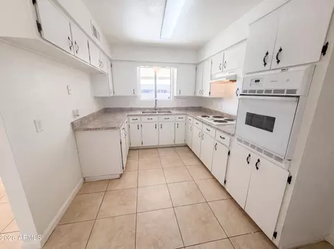 Kitchen - 438 N Ash --, Mesa, AZ 85201 photo 1 of 1