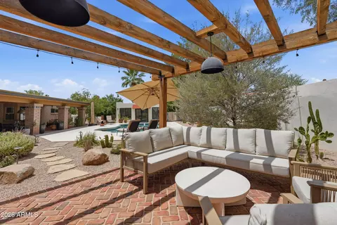 Exterior - 1550 E Greentree Dr, Tempe, AZ 85284 photo 16 of 16