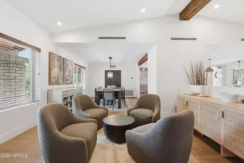 Dining - 1550 E Greentree Dr, Tempe, AZ 85284 photo 2 of 7