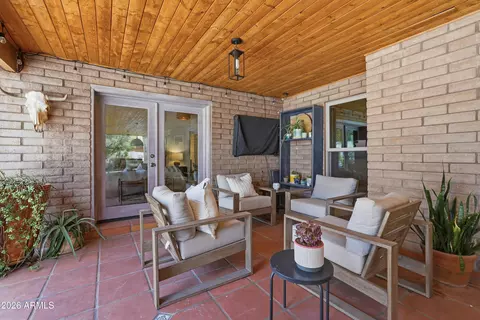 Exterior - 1550 E Greentree Dr, Tempe, AZ 85284 photo 6 of 16