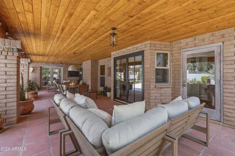 Exterior - 1550 E Greentree Dr, Tempe, AZ 85284 photo 3 of 16