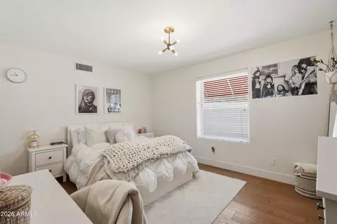 Bedroom - 1550 E Greentree Dr, Tempe, AZ 85284 photo 3 of 9