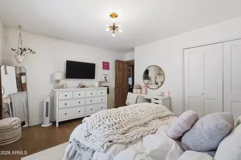 Bedroom - 1550 E Greentree Dr, Tempe, AZ 85284 photo 5 of 9