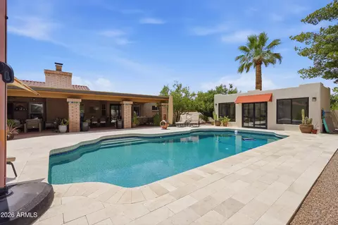Exterior - 1550 E Greentree Dr, Tempe, AZ 85284 photo 14 of 16