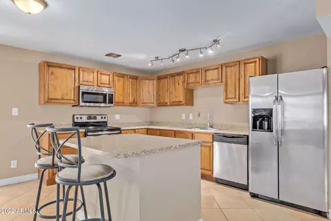 Kitchen - 3473 E Crocus Dr, Phoenix, AZ 85032 photo 2 of 4