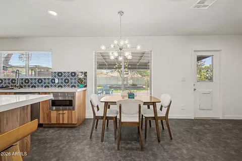 Dining - 823 E Monte Cristo Ave, Phoenix, AZ 85022 photo 1 of 1