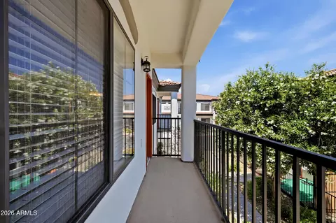Exterior - 3150 E Beardsley Rd #1009, Phoenix, AZ 85050 photo 2 of 4