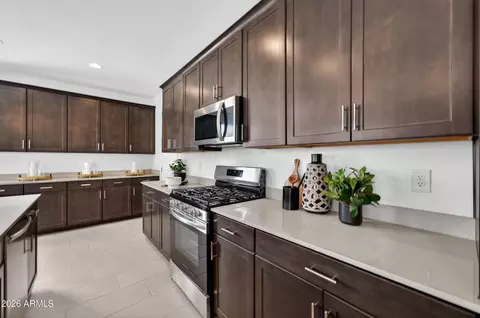 Kitchen - 10203 E Ulysses Ave, Mesa, AZ 85212 photo 5 of 5