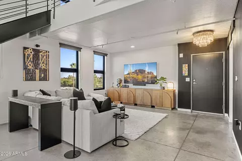 Living - 914 E Osborn Rd #418, Phoenix, AZ 85014 photo 2 of 4