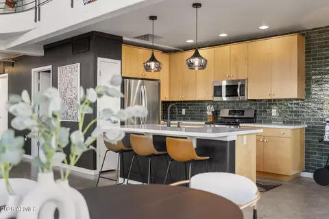 Kitchen - 914 E Osborn Rd #418, Phoenix, AZ 85014 photo 5 of 7