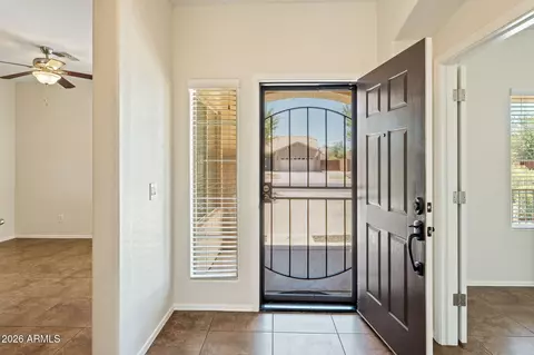 Entry Way - 2924 E Coconino Dr, Gilbert, AZ 85298 photo 2 of 2