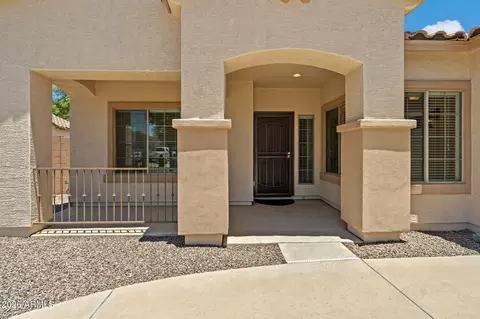 Exterior - 2924 E Coconino Dr, Gilbert, AZ 85298 photo 1 of 10