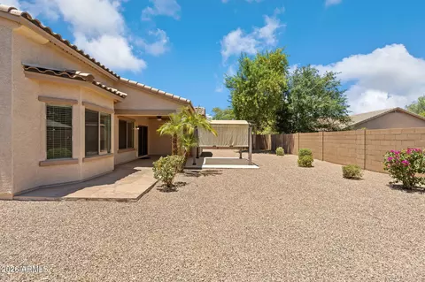 Exterior - 2924 E Coconino Dr, Gilbert, AZ 85298 photo 5 of 10