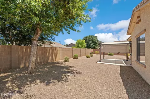 Exterior - 2924 E Coconino Dr, Gilbert, AZ 85298 photo 7 of 10