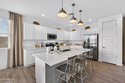 Kitchen - 10207 E Ulysses Ave, Mesa, AZ 85212 photo 1 of 7