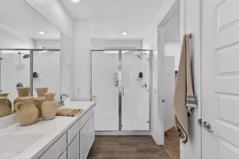 Bath - 10207 E Ulysses Ave, Mesa, AZ 85212 photo 2 of 2