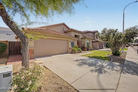 6883 W Laredo St, Chandler, AZ 85226