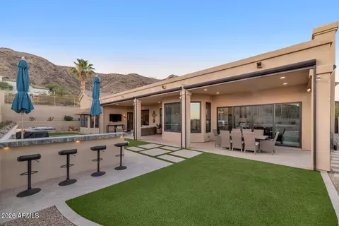Exterior - 14602 S 4th Dr, Phoenix, AZ 85045 photo 6 of 17