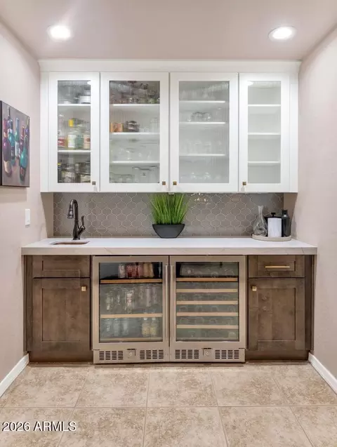 Kitchen - 14602 S 4th Dr, Phoenix, AZ 85045 photo 8 of 8