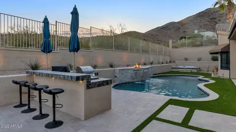 Exterior - 14602 S 4th Dr, Phoenix, AZ 85045 photo 10 of 17