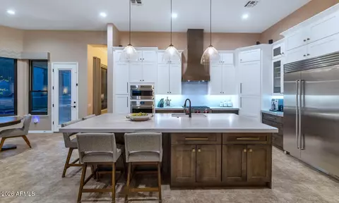 Kitchen - 14602 S 4th Dr, Phoenix, AZ 85045 photo 1 of 8