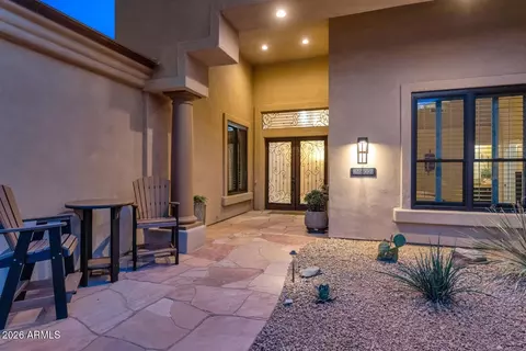 Exterior - 14602 S 4th Dr, Phoenix, AZ 85045 photo 4 of 17
