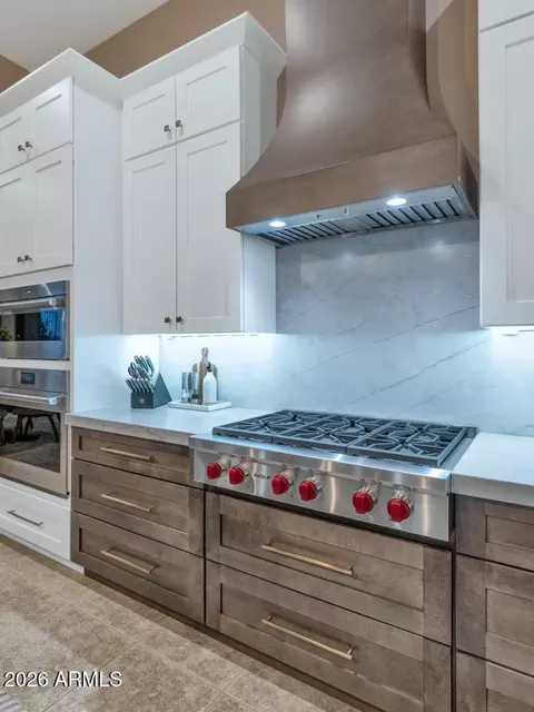 Kitchen - 14602 S 4th Dr, Phoenix, AZ 85045 photo 4 of 8