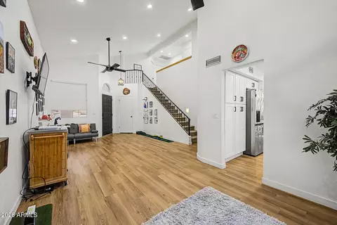 Entry Way - 1602 E Wagoner Rd, Phoenix, AZ 85022 photo 1 of 1
