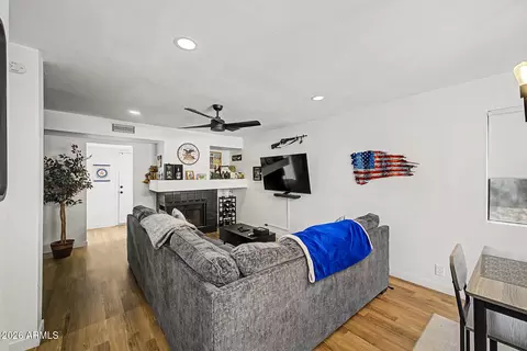 Living - 1602 E Wagoner Rd, Phoenix, AZ 85022 photo 1 of 1