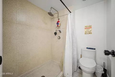 Bath - 1602 E Wagoner Rd, Phoenix, AZ 85022 photo 4 of 4