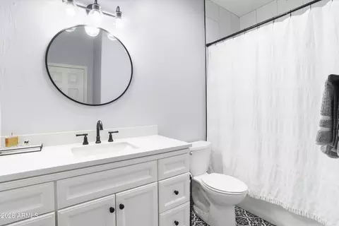 Bath - 6333 E Viewmont Dr #85, Mesa, AZ 85215 photo 3 of 3