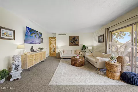 Living - 1901 E Missouri Ave #217, Phoenix, AZ 85016 photo 3 of 3