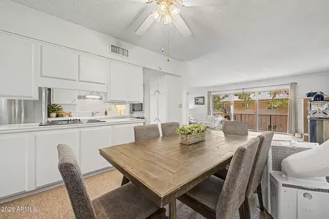 Dining - 1901 E Missouri Ave #217, Phoenix, AZ 85016 photo 2 of 3