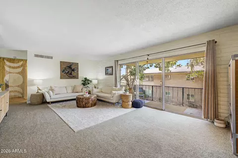 Living - 1901 E Missouri Ave #217, Phoenix, AZ 85016 photo 1 of 3