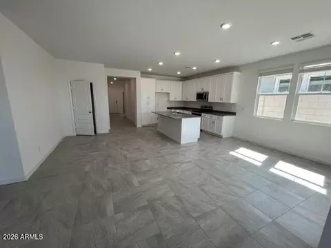 Living - 3224 S 263rd Dr, Buckeye, AZ 85326 photo 1 of 2