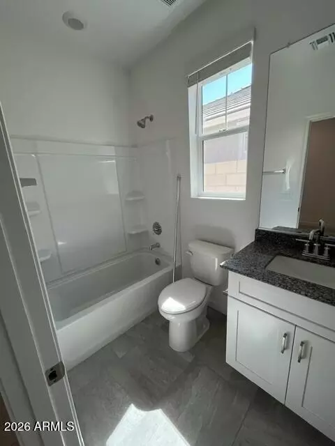 Bath - 3224 S 263rd Dr, Buckeye, AZ 85326 photo 1 of 5