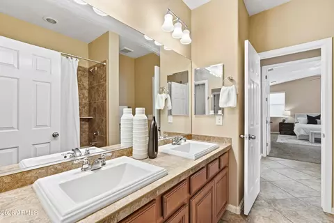 Bath - 7114 E Olla Ave, Mesa, AZ 85212 photo 2 of 3