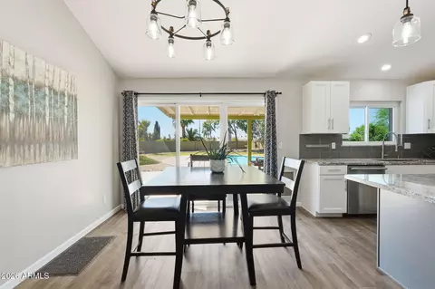 Dining - 1502 E Divot Dr, Tempe, AZ 85283 photo 1 of 1