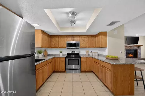 Kitchen - 704 E Peppertree Ave, Apache Junction, AZ 85119 photo 3 of 4