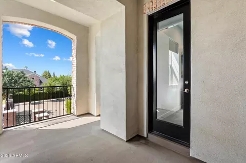 Exterior - 640 W Echo Ln, Phoenix, AZ 85021 photo 5 of 26
