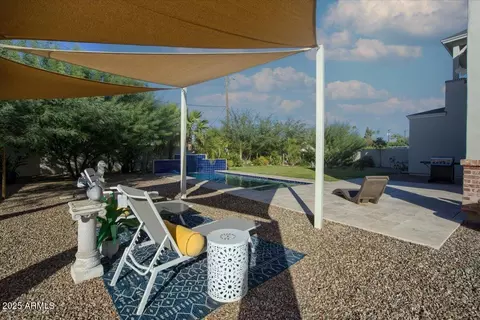 Exterior - 640 W Echo Ln, Phoenix, AZ 85021 photo 8 of 26