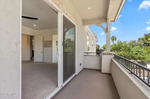Exterior - 640 W Echo Ln, Phoenix, AZ 85021 photo 6 of 26