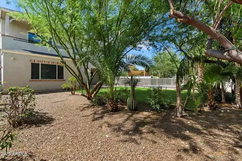 Exterior - 640 W Echo Ln, Phoenix, AZ 85021 photo 11 of 26