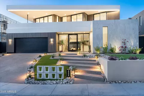 Exterior - 2224 E Solar Dr, Phoenix, AZ 85020 photo 2 of 8