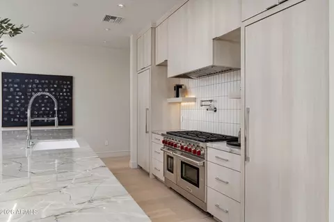 Kitchen - 2224 E Solar Dr, Phoenix, AZ 85020 photo 3 of 3