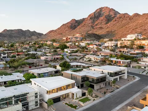 View/Area - 2224 E Solar Dr, Phoenix, AZ 85020 photo 3 of 6