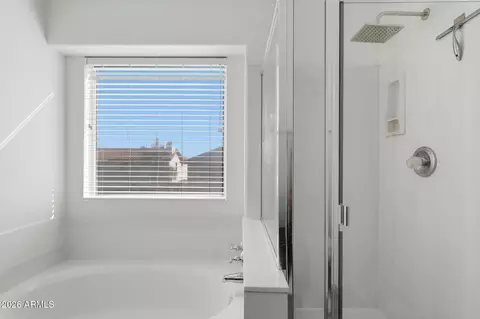 Bath - 6603 E Snowdon St, Mesa, AZ 85215 photo 5 of 7