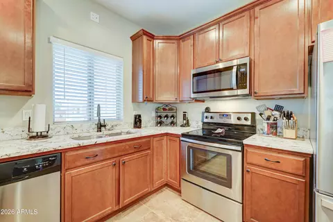 Kitchen - 2101 S Meridian Rd #164, Apache Junction, AZ 85120 photo 1 of 7