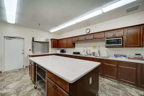 Kitchen - 2101 S Meridian Rd #164, Apache Junction, AZ 85120 photo 6 of 7